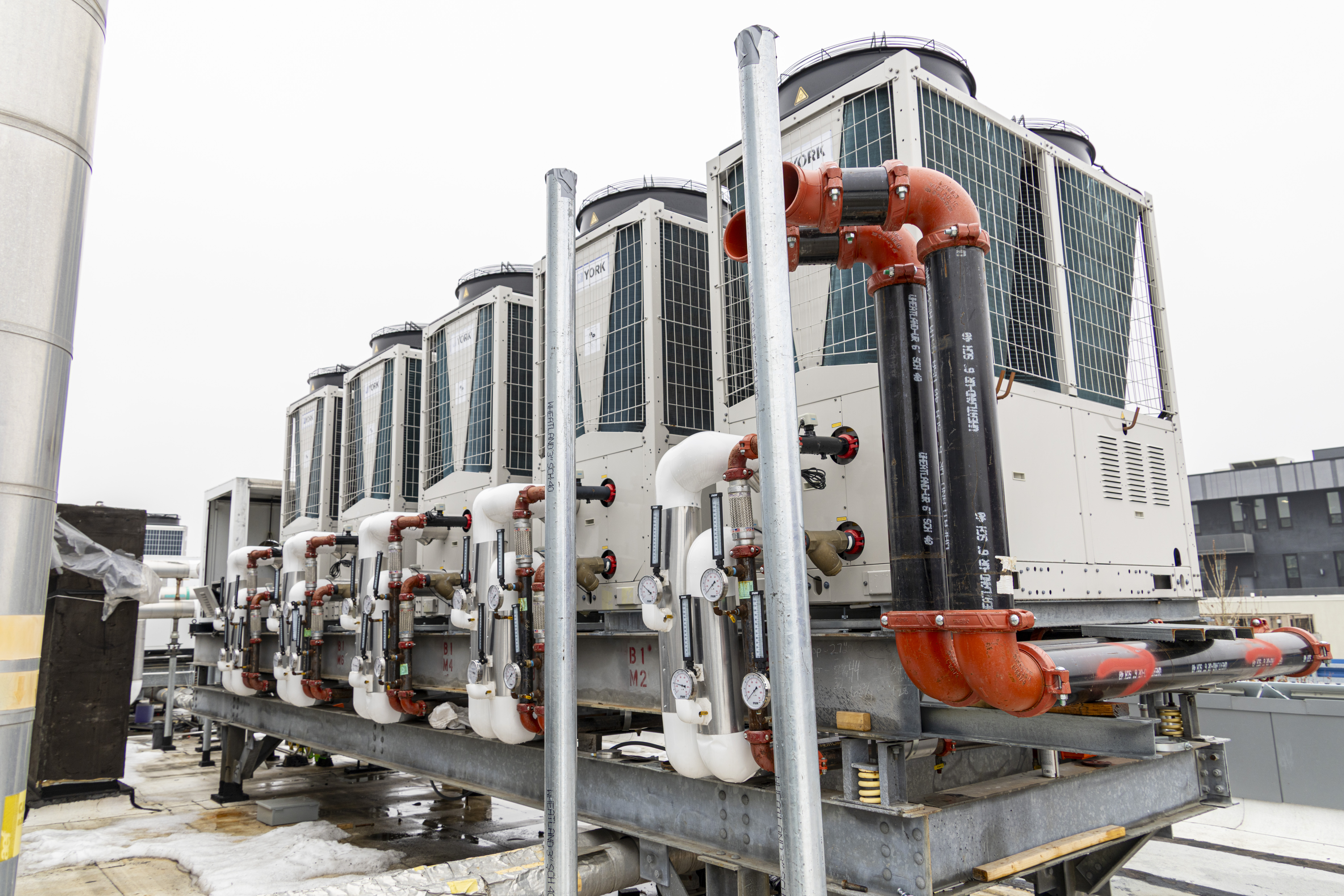 Pictured above: Completed rooftop chiller at the Museum of the Moving Image, in Astoria, Queens, New York